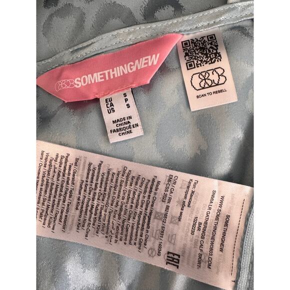 NEW SOMETHING NEW Blue Topaz Mia Leopard Print Satin Wrap Top And Skirt Set Sz S - Picture 6 of 9